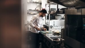 FoodTech industry — restaurant kitchen